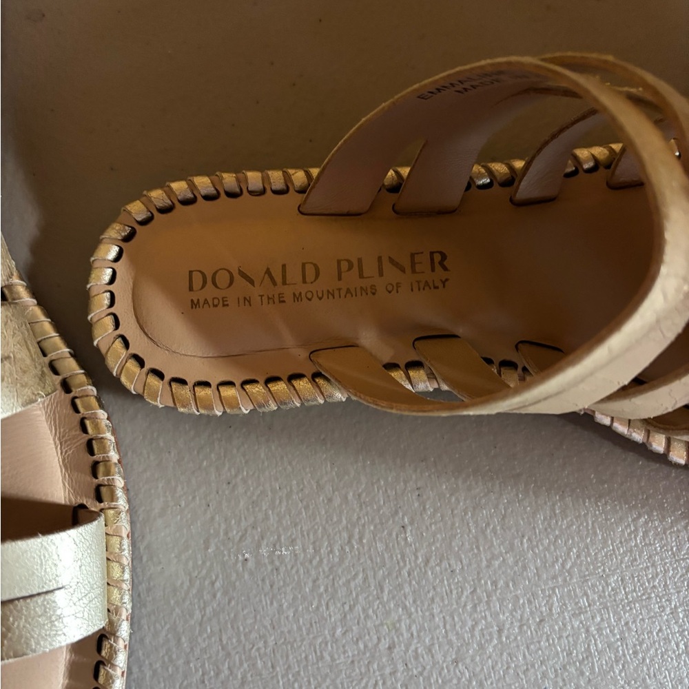 Donald J. Pliner Gold Strappy Slip On Sandals - Picture 2 of 6